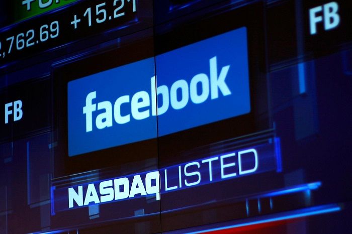 Réseaux Sociaux: Facebook entre entrée en bourse et lutte contre le spam