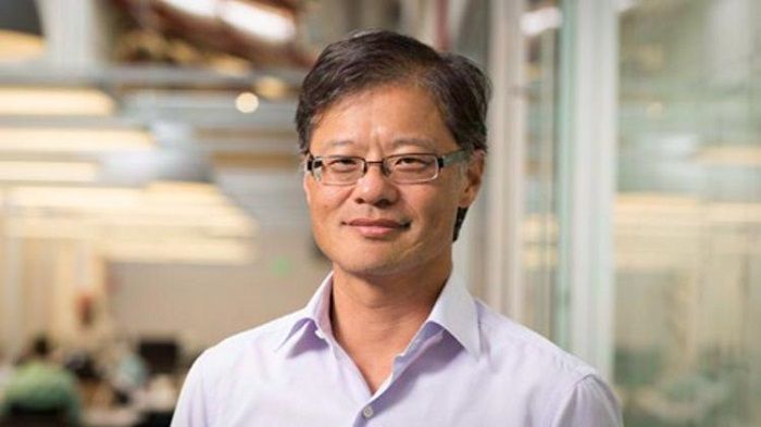 Directoires: Jerry Yang jette l’éponge chez Yahoo