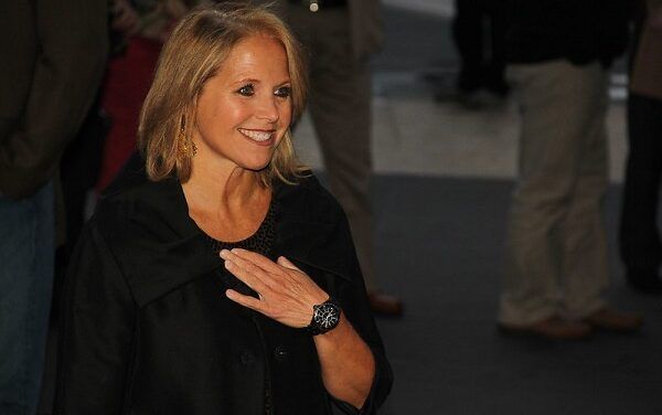 Directoires: Yahoo débauche Katie Couric de chez ABC News