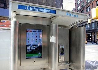 Insolite: New York va transformer ses cabines téléphoniques en bornes wifi