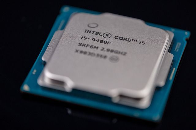 Intel investit 38 millions de dollars dans 12 start-ups dont la française Chronocam