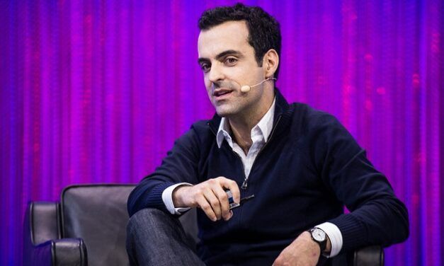 Facebook recrute Hugo Barra pour la direction de sa branche réalité virtuelle