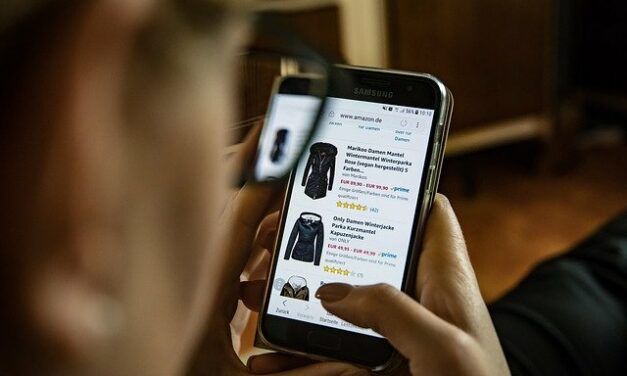 Infographie: Comment le M-Commerce contribue-t-il aux soldes ?