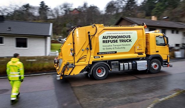 [Vidéo]: Volvo imagine les camions poubelles en mode autonome!