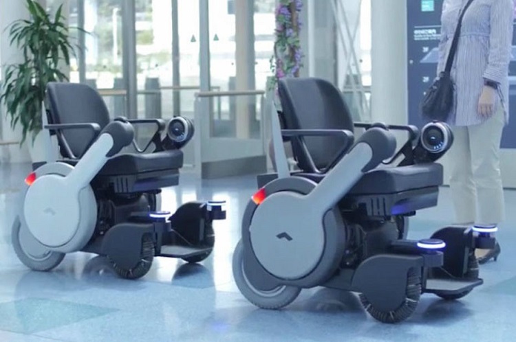 [Vidéo]: Panasonic a mis au point des fauteuils roulant autonomes pour les aéroports