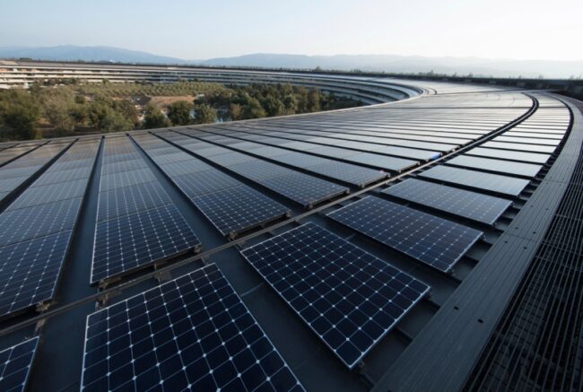 renewable-energy-apple_ap-solar-panels_040918