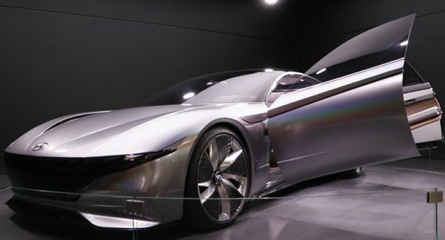 [Vidéo]: Y aura-t-il un pilote dans la voiture de demain ?