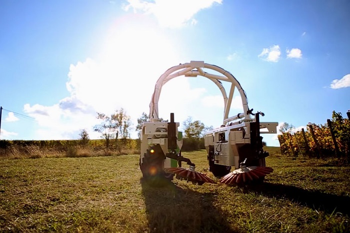 La start-up agricole Naïo Technologies lève 2,5 millions d’euros pour son développement technologique