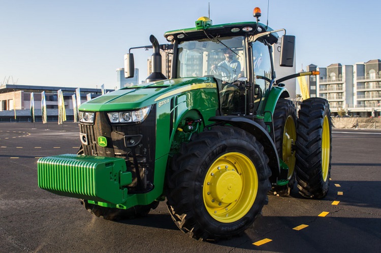 John Deere relève le défi des tracteurs autonomes