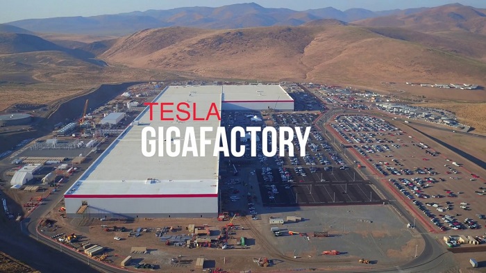 Tesla emprunterait 2 milliards de dollars aux banques Chinoises pour son usine Gigafactory 3