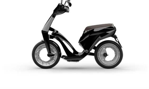 Ujet: le premier scooter électrique pliable au monde