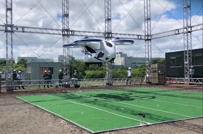 [Vidéo]: Au Japon, une voiture volante réalise son premier vol