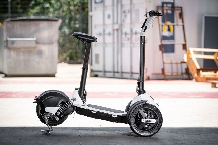 Doohan Ilark: une trottinette électrique 3 roues pliable très pratique