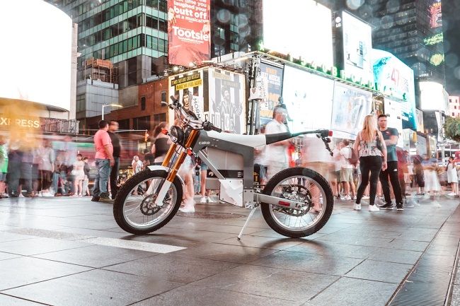 Le fabricant suédois de motos électriques Cake lève 60M$ pour son développement