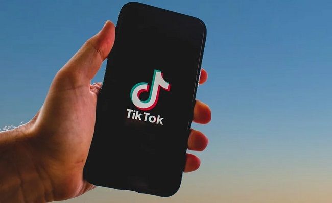 Tik Tok veut s’essayer au commerce social