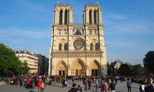 [Vidéo]: La réalité virtuelle vous permet de revisiter les toits de Notre Dame De Paris