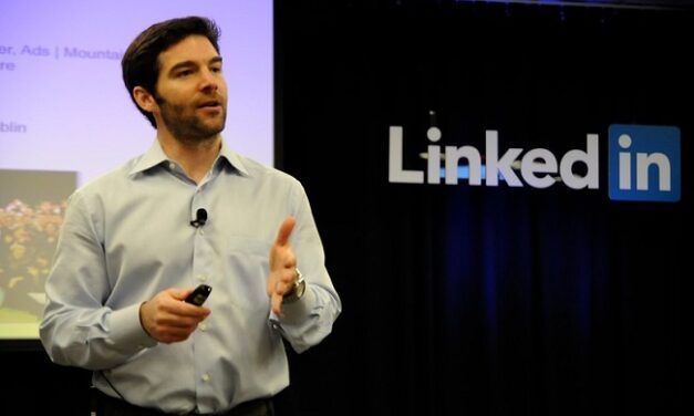 Le CEO de Linkedin Jeff Weiner qui son poste après 11 ans