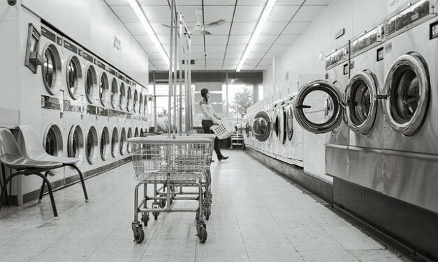 La start-up Kung Pressing lancera K Pressing en 2020, un distributeur automatique pour le linge