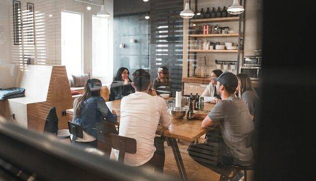 Comment créer une ambiance décontractée au sein de son équipe de travail ?