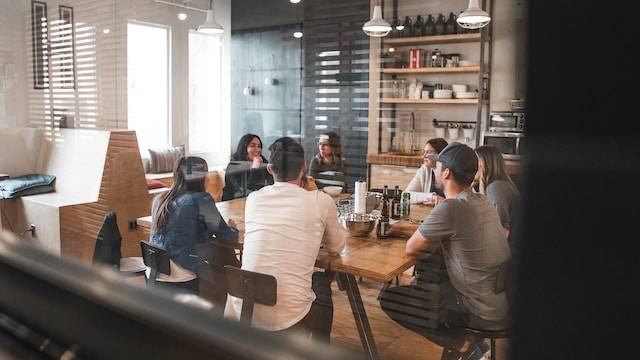 Comment créer une ambiance décontractée au sein de son équipe de travail ?